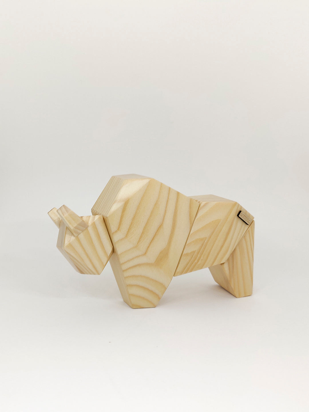 FERDI, the Bull - Magnetic Puzzle