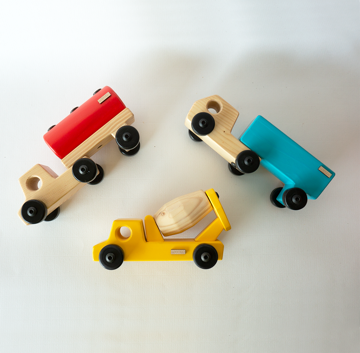 FIRST WHEELS bundle - JoJo cement mixer + Jack container truck + Juno water tanker truck