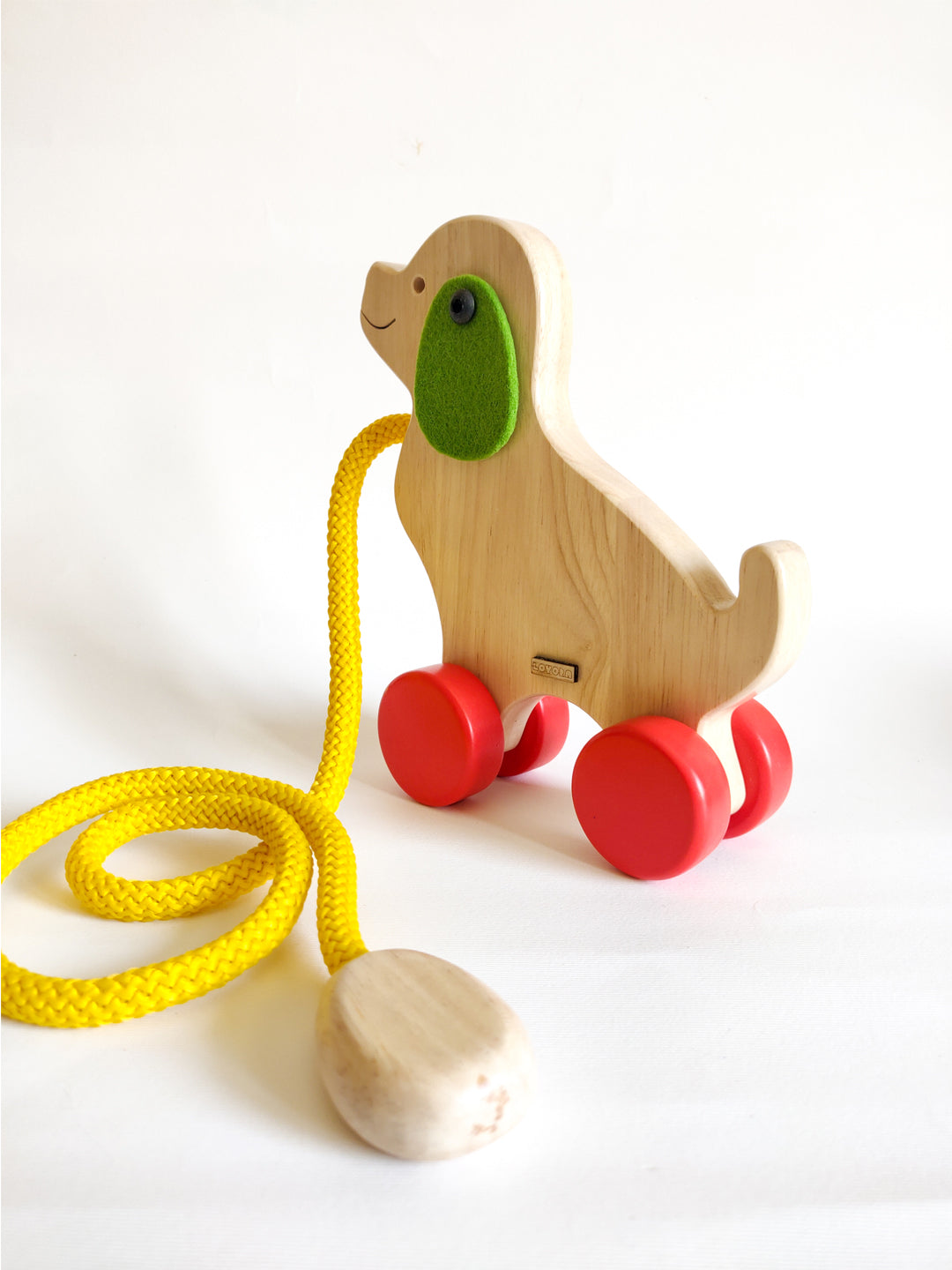 SNOOPIE, the pull toy I wooden Pull- Along toy I Best for motor skill development I Early Learning toys for 8 months+